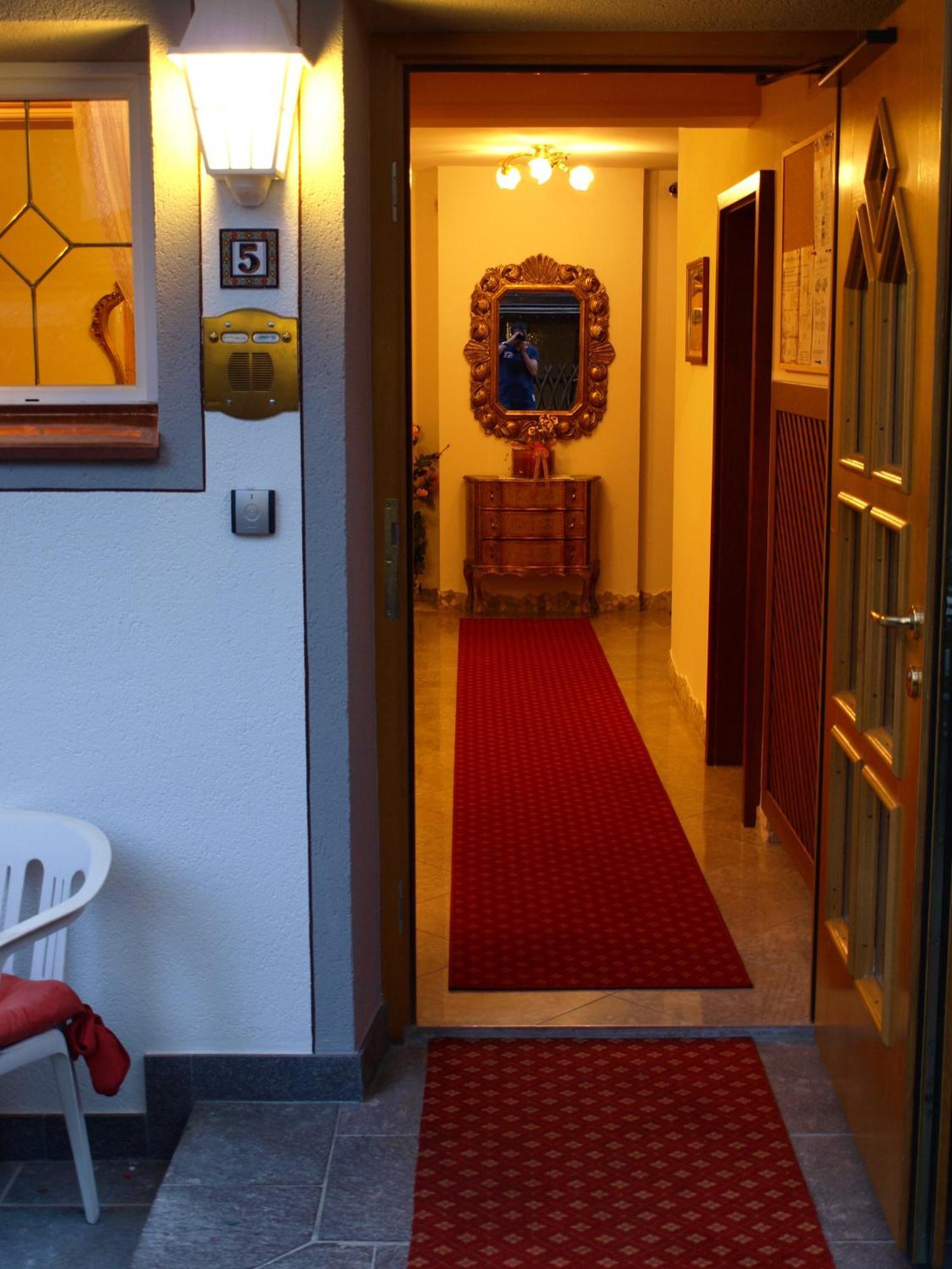 Bed and Breakfast Garni Flurida Сельва-ди-Валь-Гардена Экстерьер фото