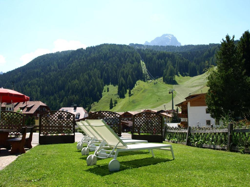 Bed and Breakfast Garni Flurida Сельва-ди-Валь-Гардена Экстерьер фото